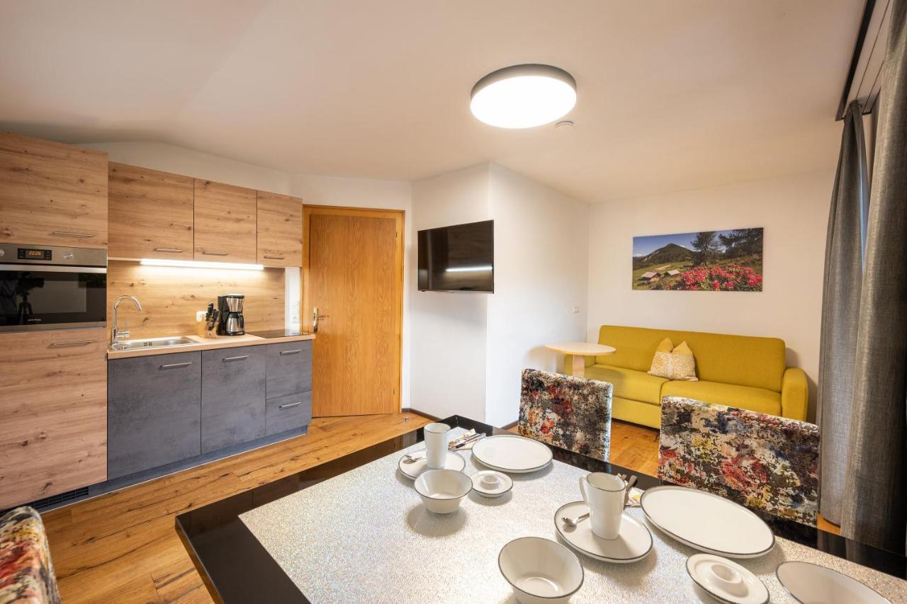 Wohn-Leben Altenmarkt Apartments อัลเทนมาร์คท์ อิม พองเงา ภายนอก รูปภาพ