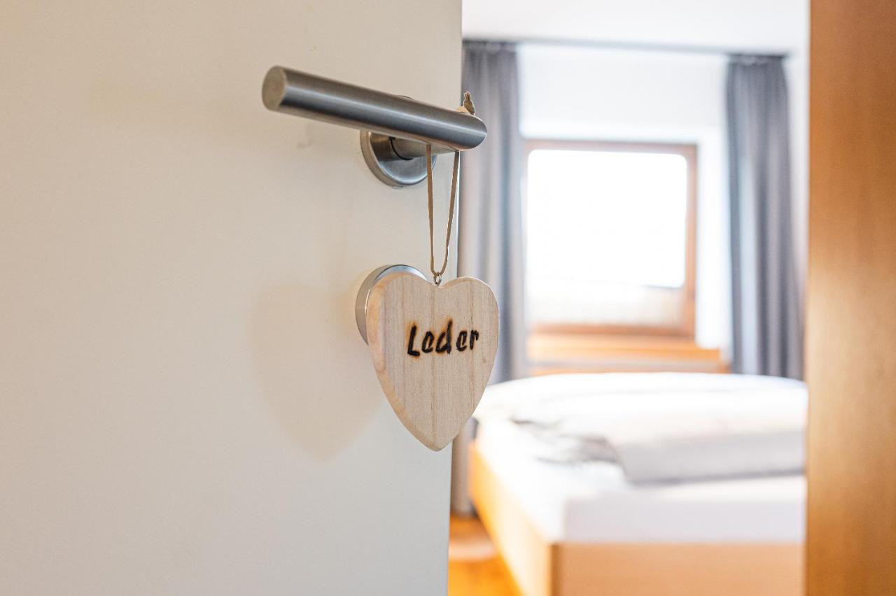 Wohn-Leben Altenmarkt Apartments อัลเทนมาร์คท์ อิม พองเงา ภายนอก รูปภาพ